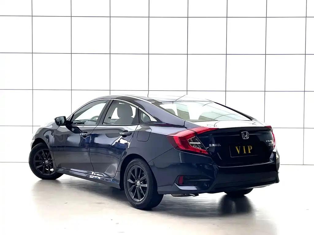 Honda Civic — фото 4