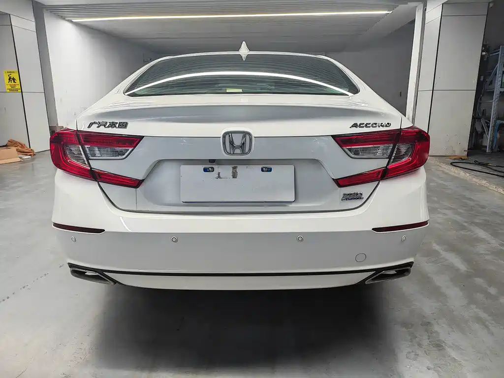 Honda Accord — фото 14