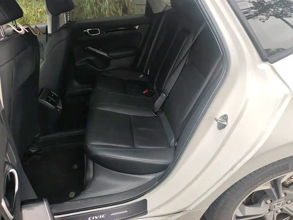 Honda Civic — фото 13