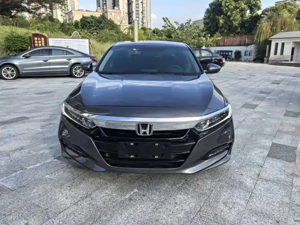 Honda Accord — фото 2