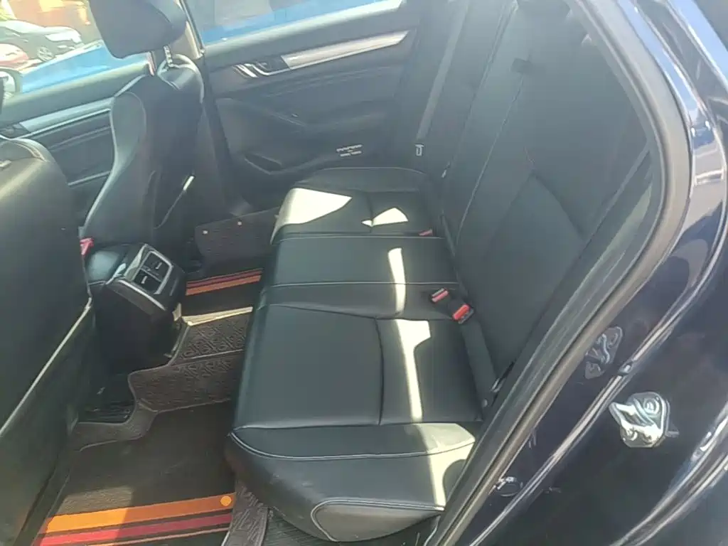 Honda Inspire — фото 17
