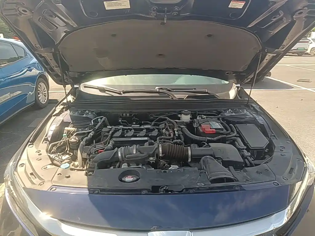 Honda Inspire — фото 20