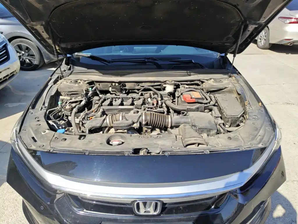 Honda Inspire — фото 20