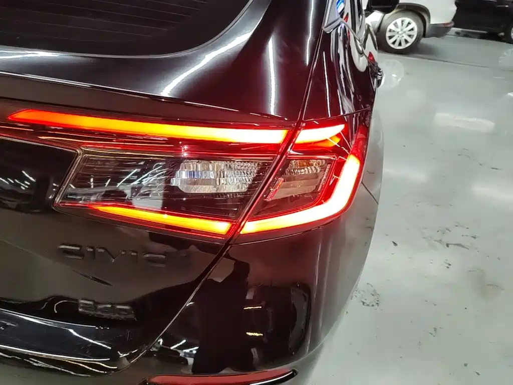 Honda Civic — фото 24