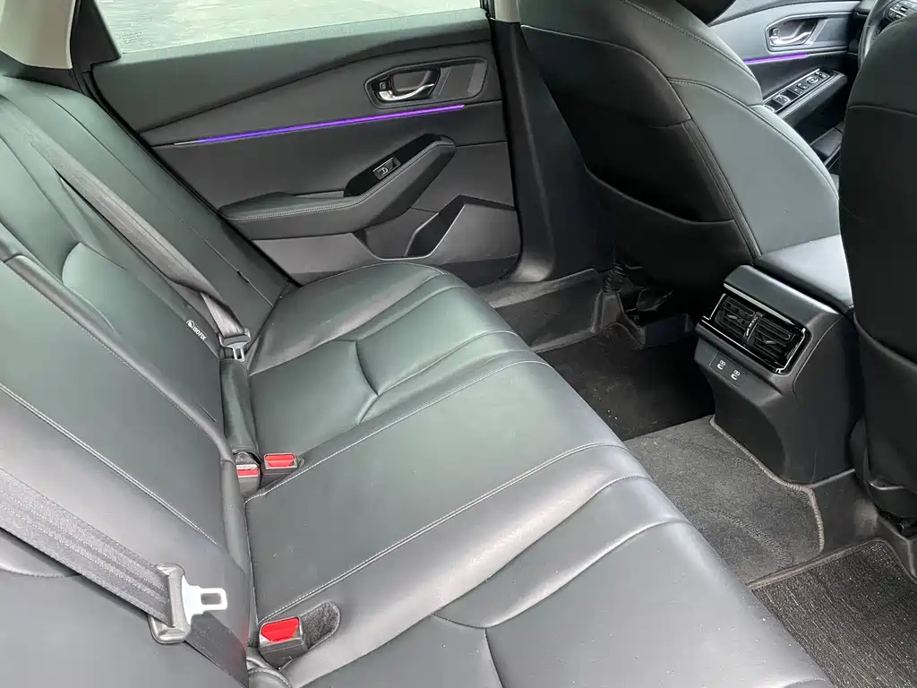 Honda Accord — фото 13