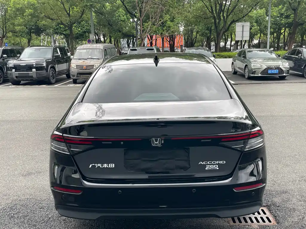 Honda Accord — фото 21
