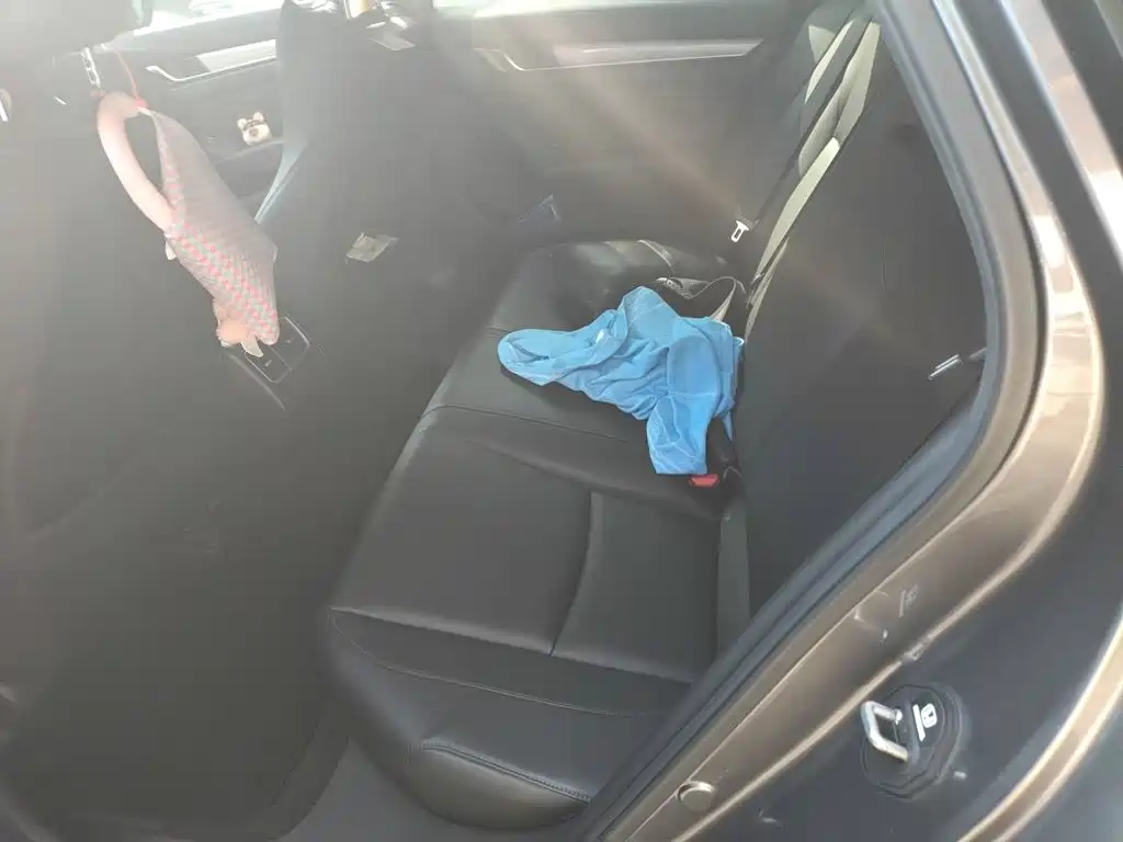 Honda Accord — фото 15