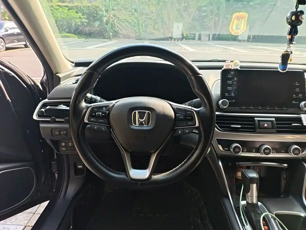 Honda Accord — фото 3