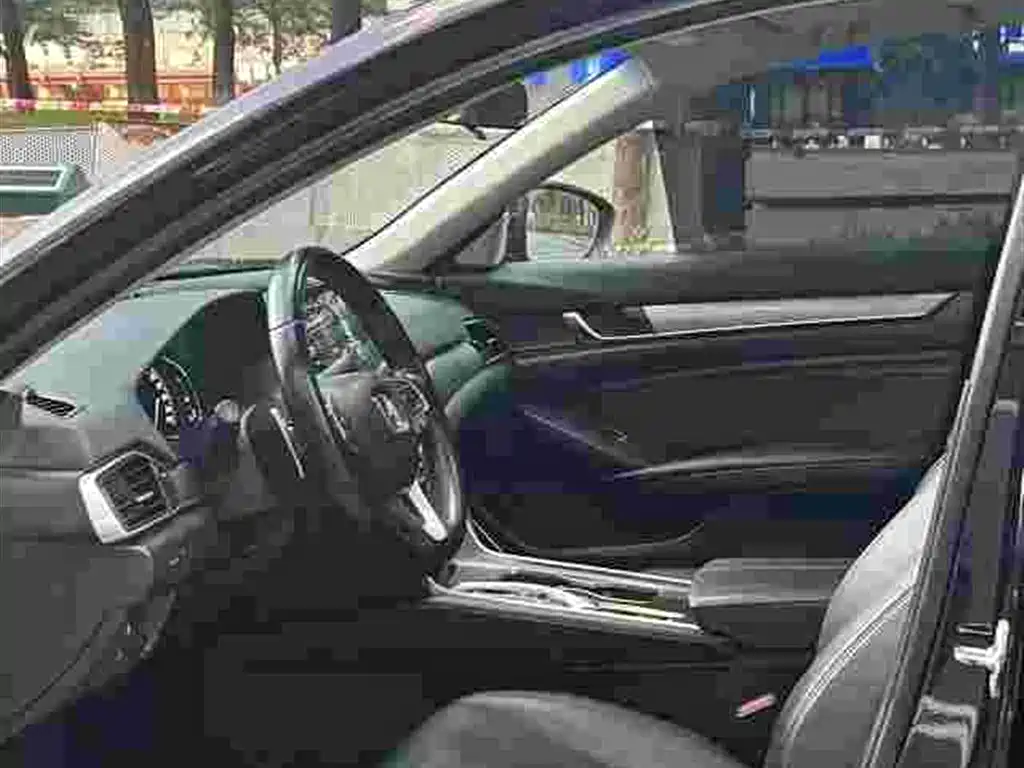 Honda Accord — фото 3