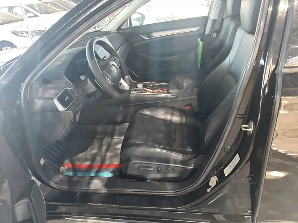 Honda Accord — фото 15