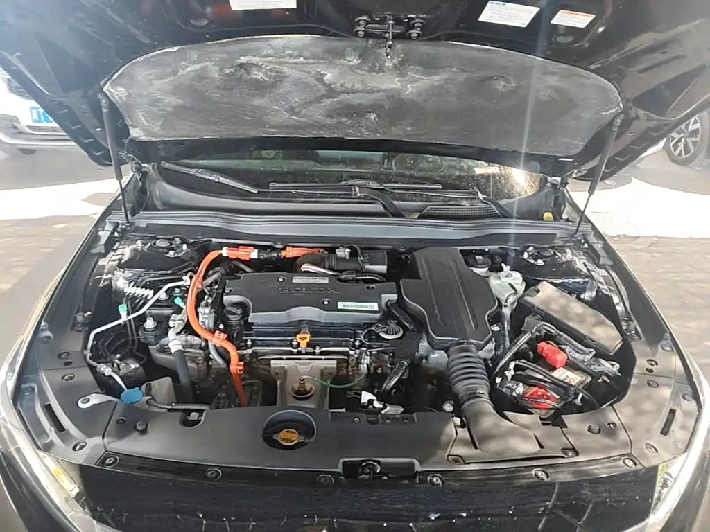 Honda Accord — фото 20