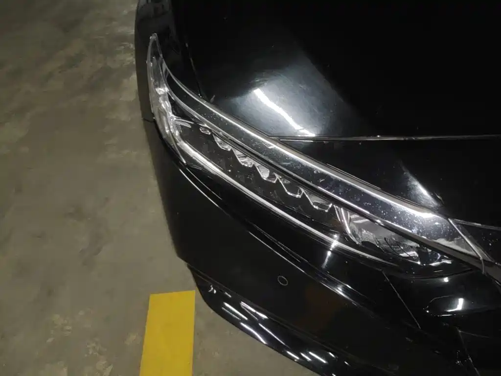 Honda Accord — фото 9