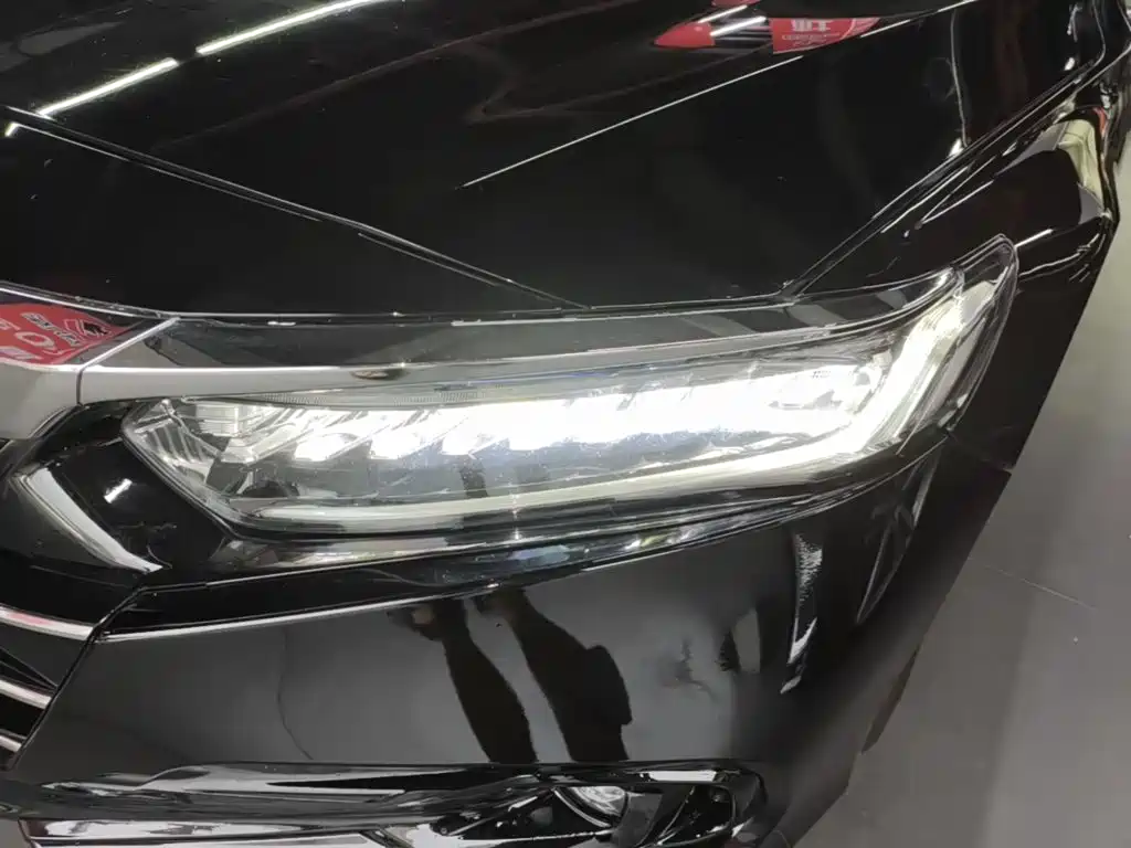 Honda Accord — фото 24