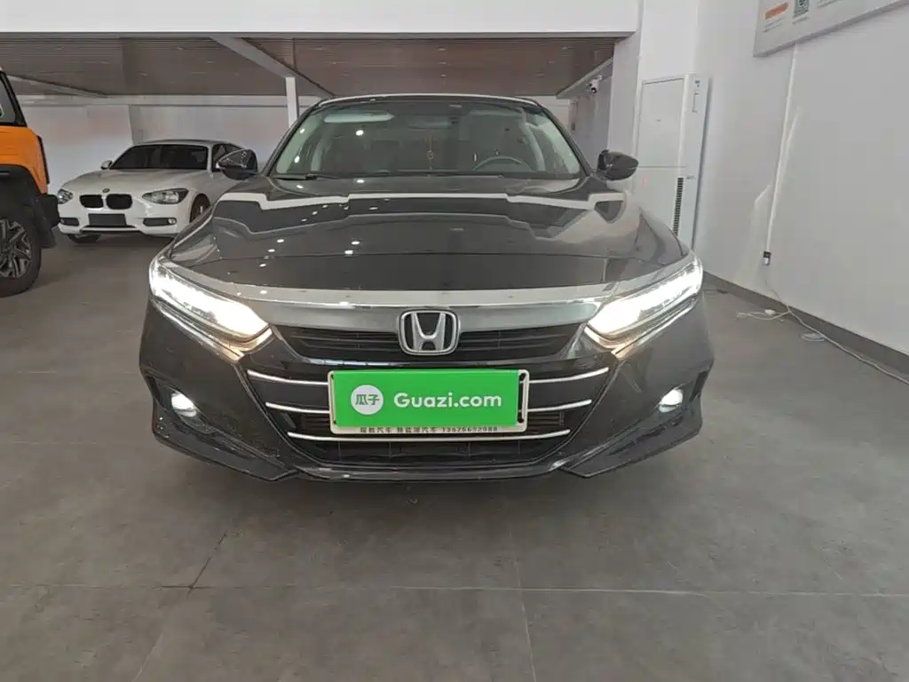 Honda Accord — фото 3