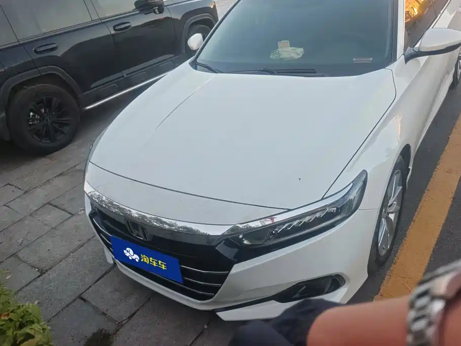 Honda Accord — фото 2