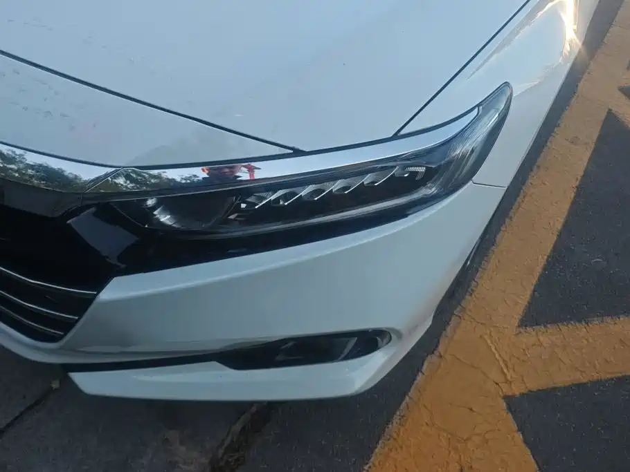 Honda Accord — фото 5
