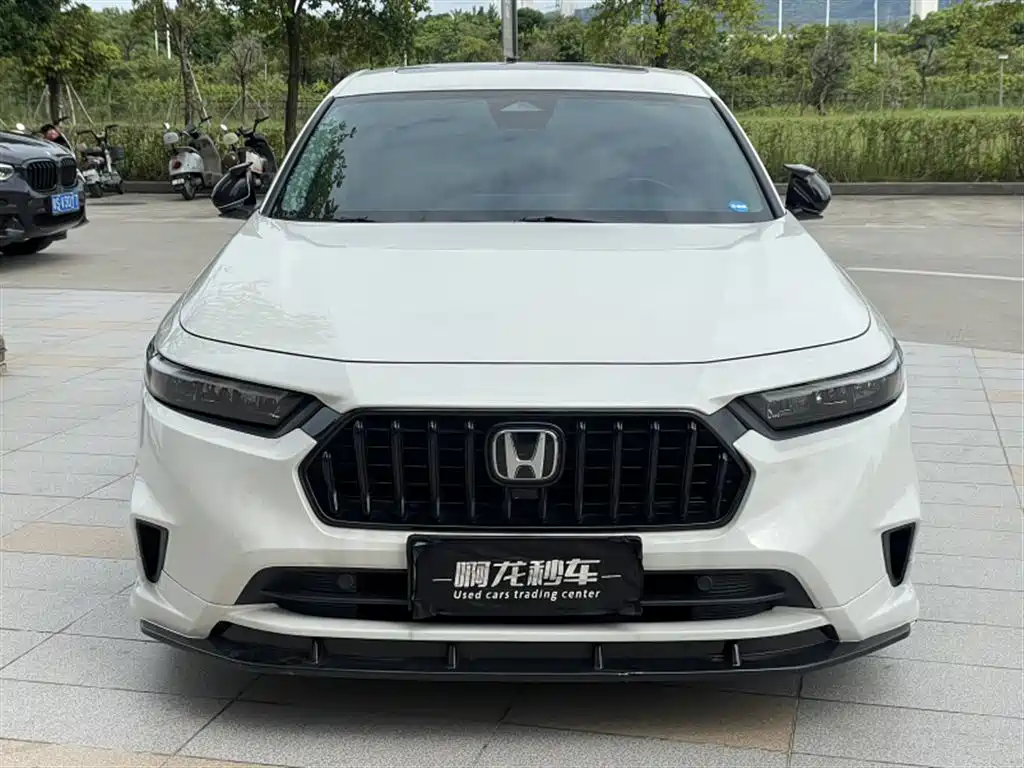 Honda Inspire — фото 2