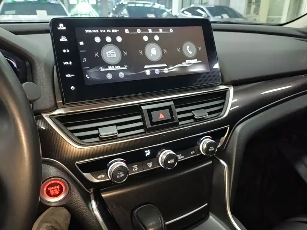 Honda Accord — фото 13