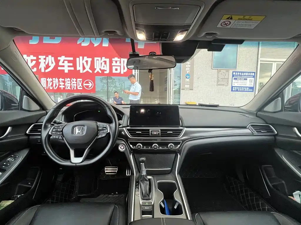 Honda Accord — фото 5