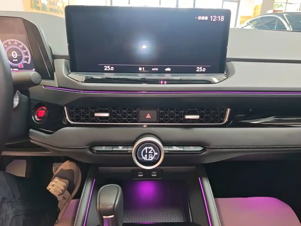 Honda Inspire — фото 13