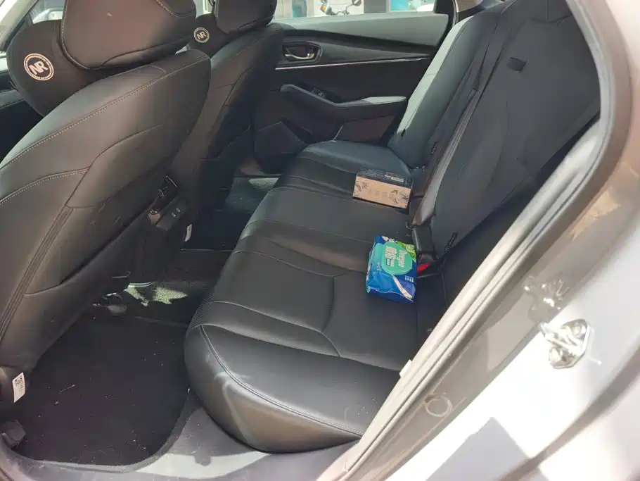 Honda Inspire — фото 11