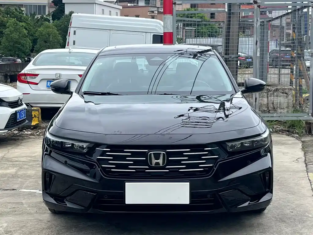 Honda Accord — фото 2