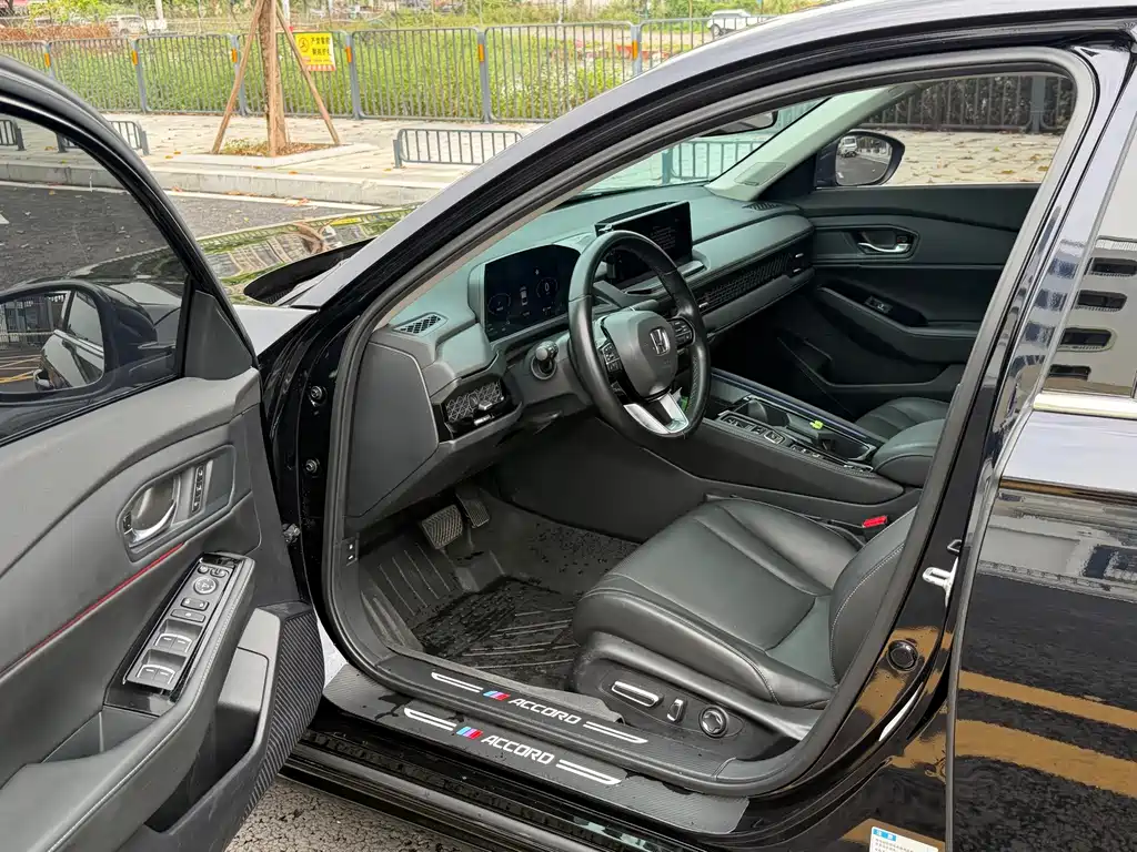 Honda Accord New Energy — фото 9