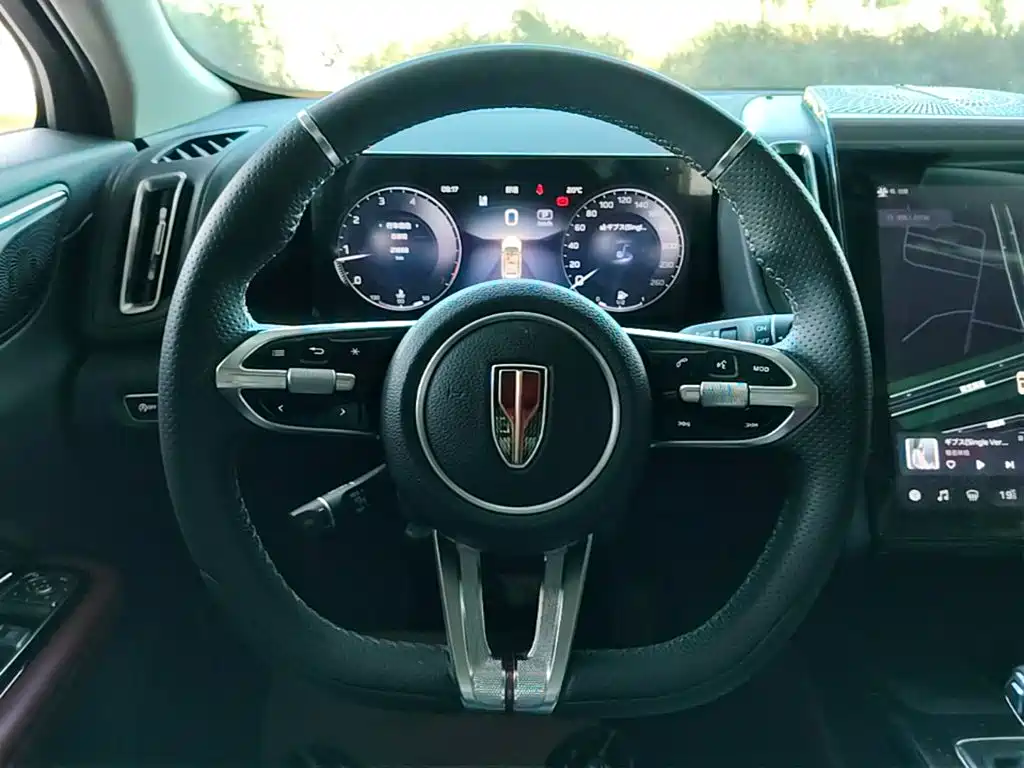 Hongqi Hongqi HS3 — фото 11