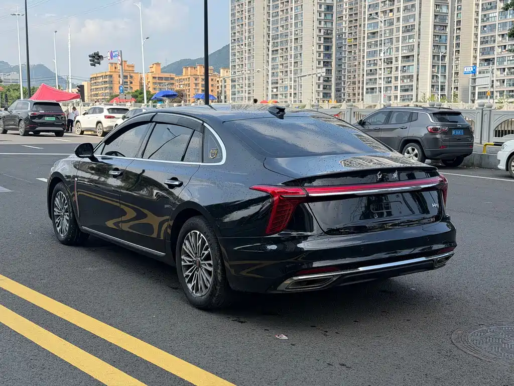 Hongqi Hongqi H5 — фото 22