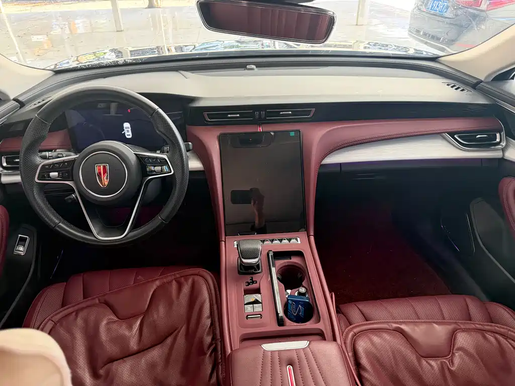 Hongqi Hongqi H5 — фото 10