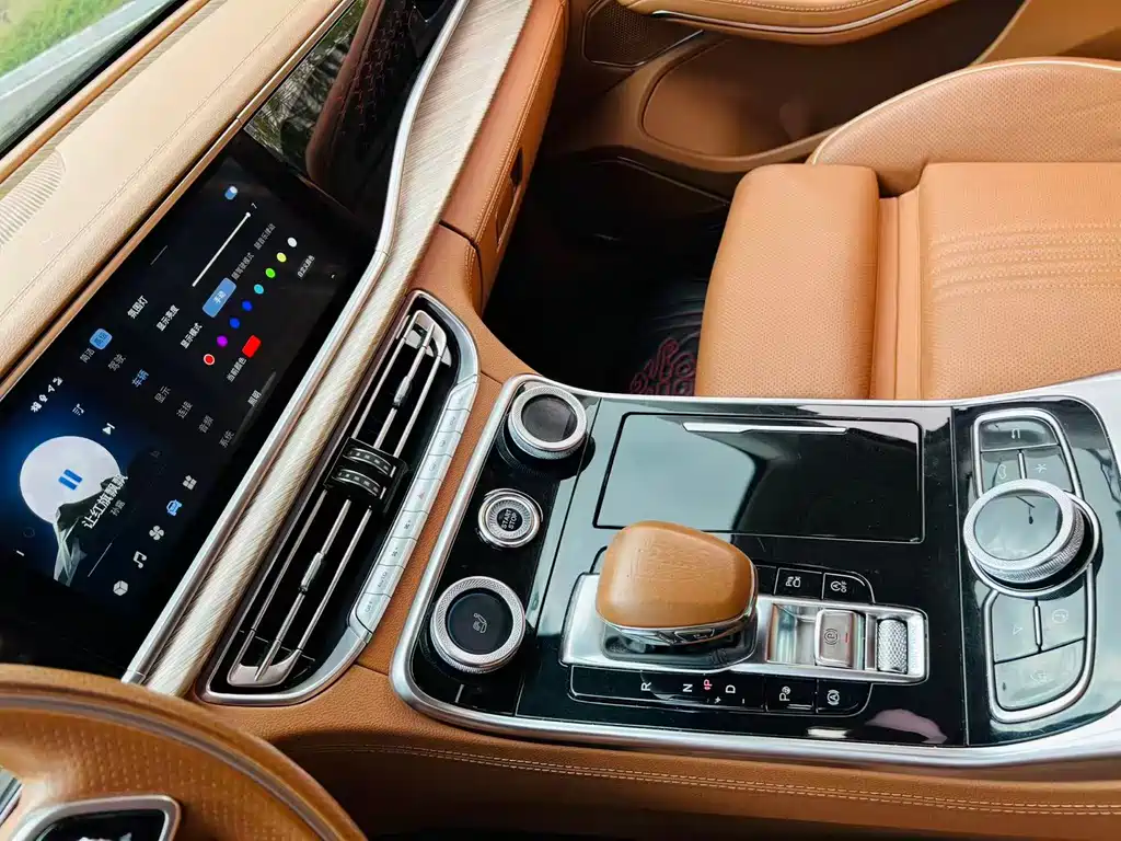 Hongqi Hongqi H9 — фото 11