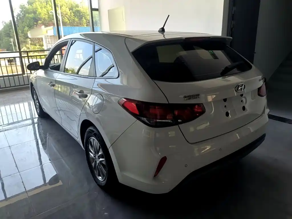 Hyundai Yixing — фото 5