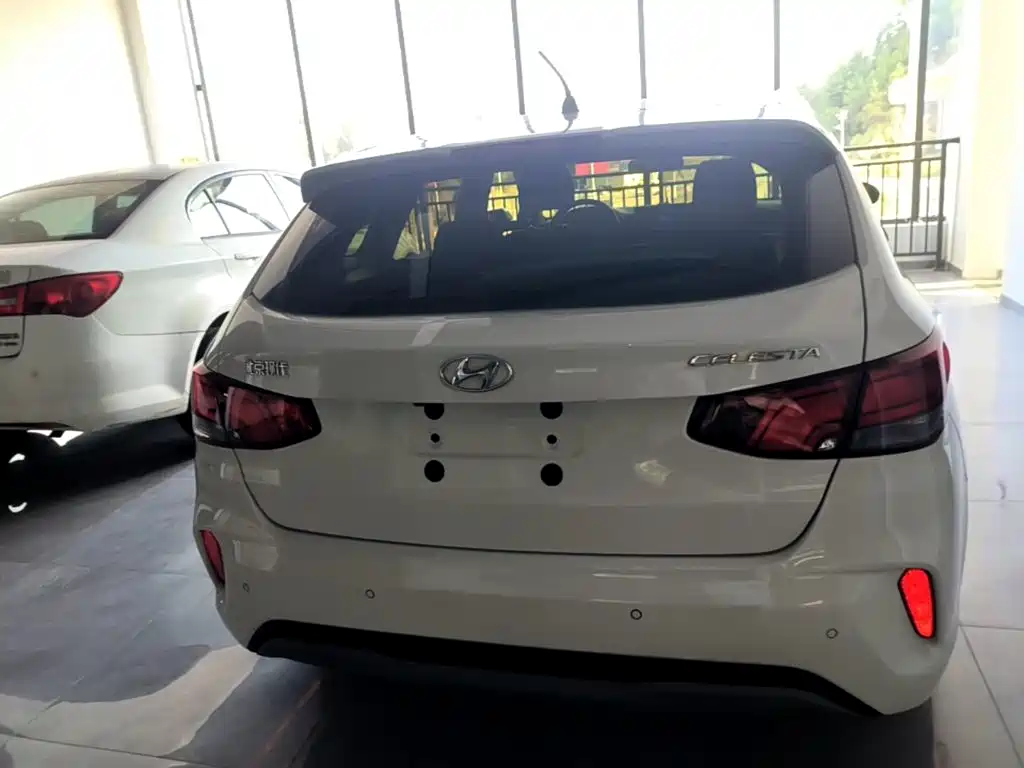 Hyundai Yixing — фото 6