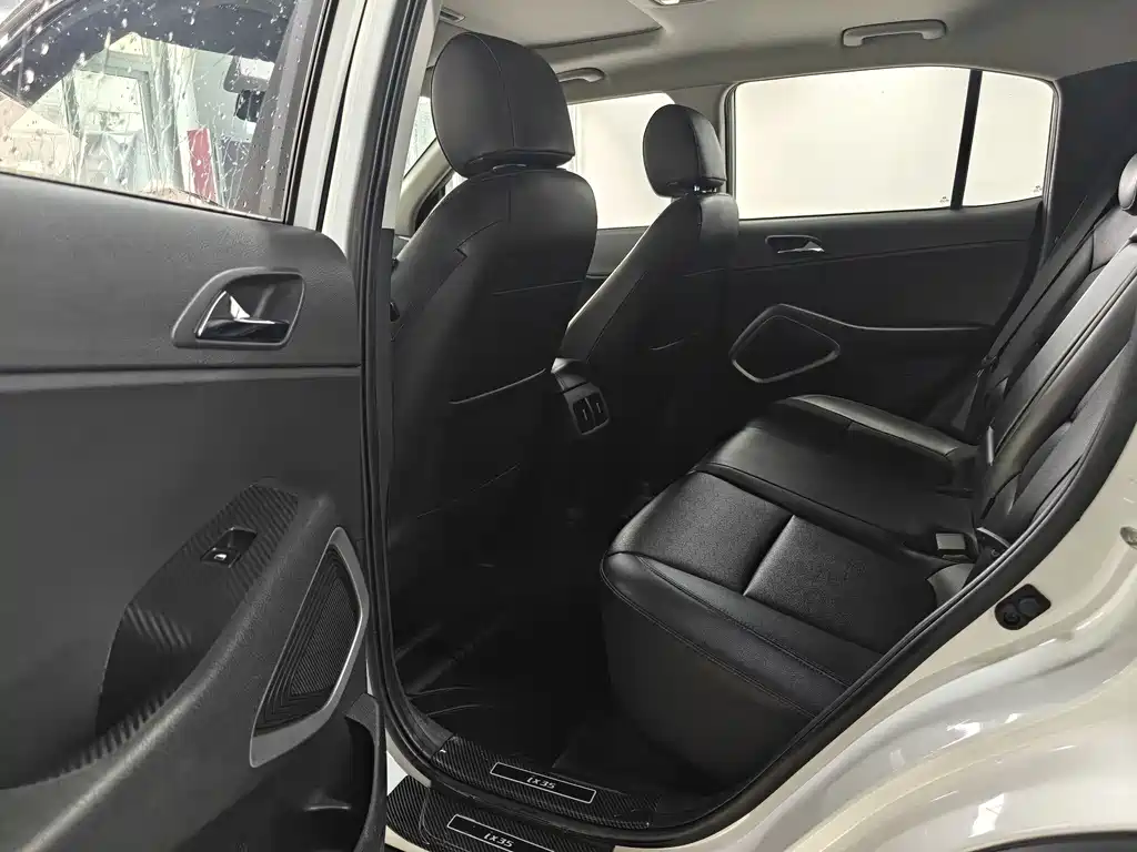 Hyundai ix35 — фото 10