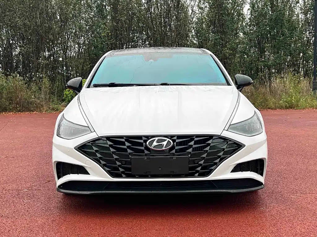 Hyundai Sonata — фото 2