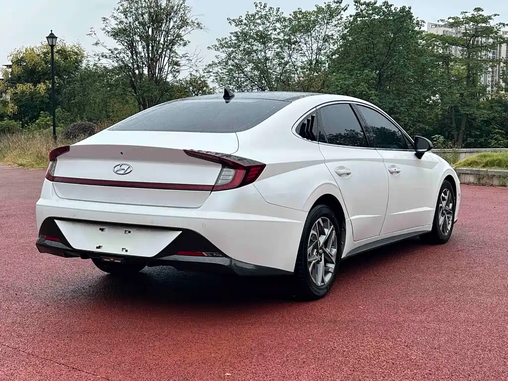 Hyundai Sonata — фото 6