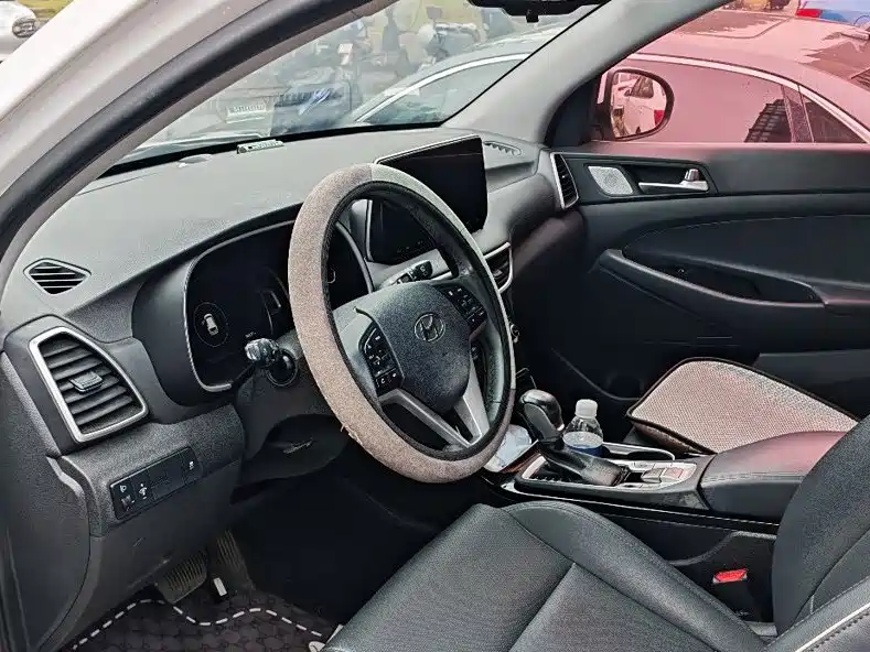 Hyundai Tucson — фото 6