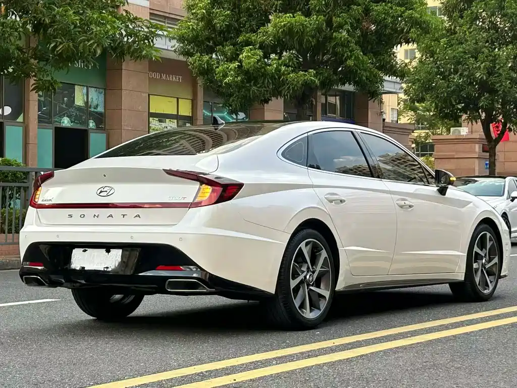 Hyundai Sonata — фото 4