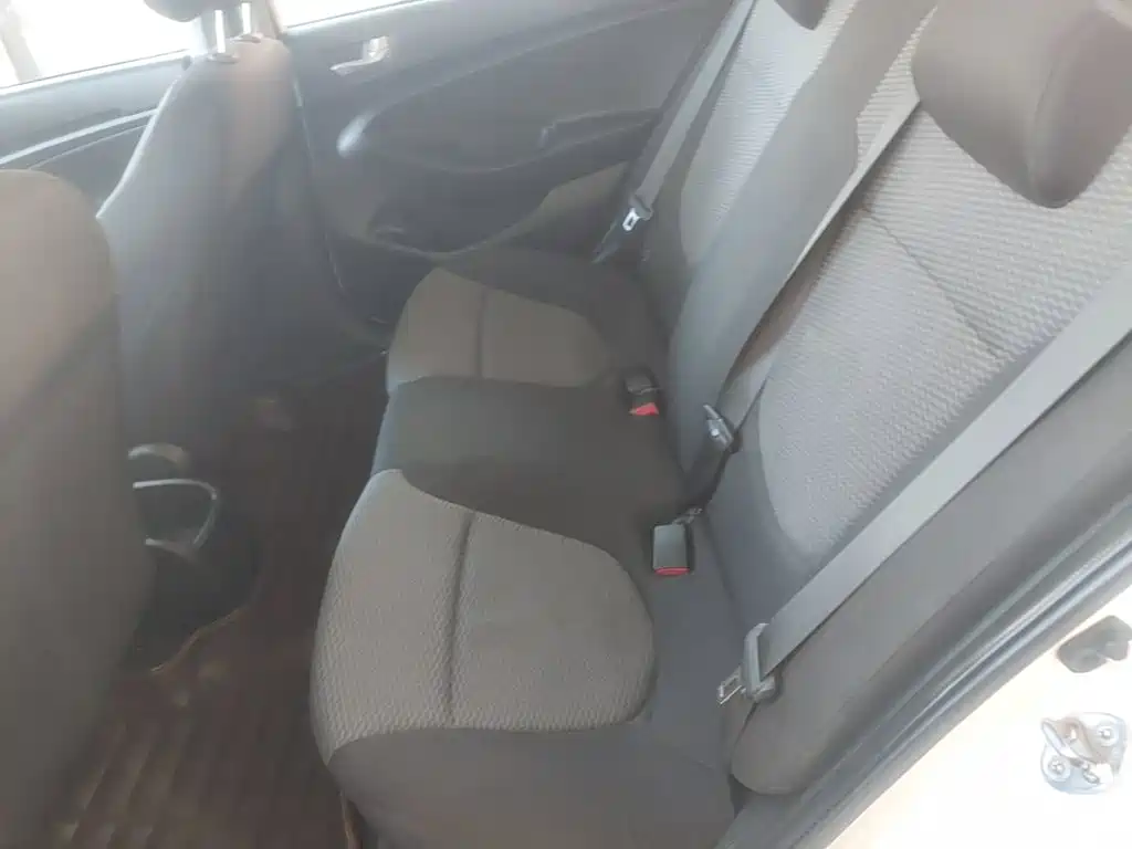 Hyundai Verna — фото 17