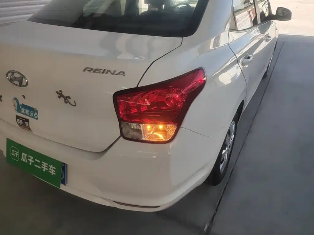 Hyundai Verna — фото 8