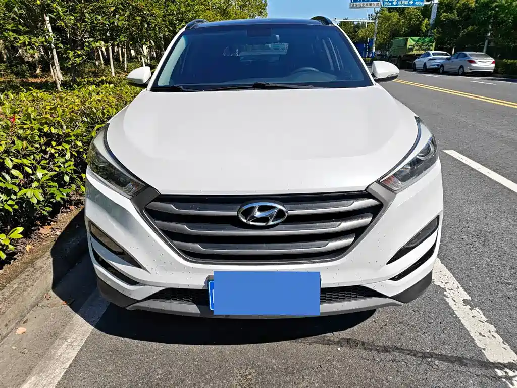 Hyundai Tucson — фото 2