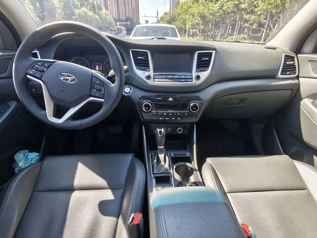 Hyundai Tucson — фото 9