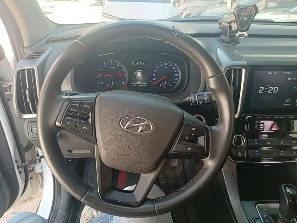 Hyundai ix35 — фото 11