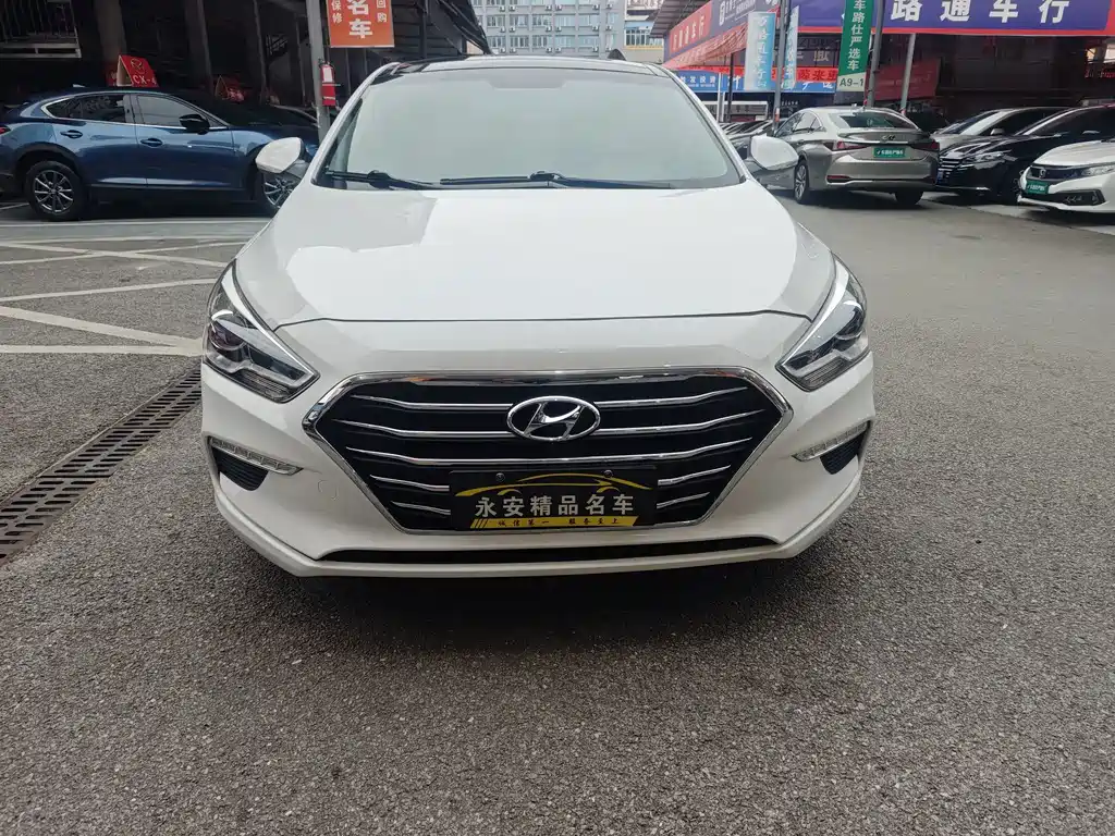 Hyundai Mistra — фото 2