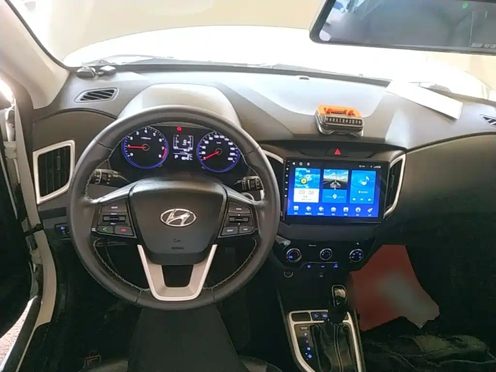 Hyundai ix25 — фото 10