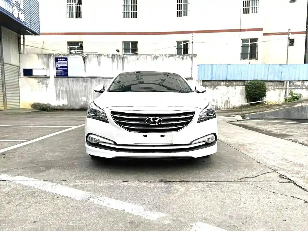 Hyundai Mistra — фото 2