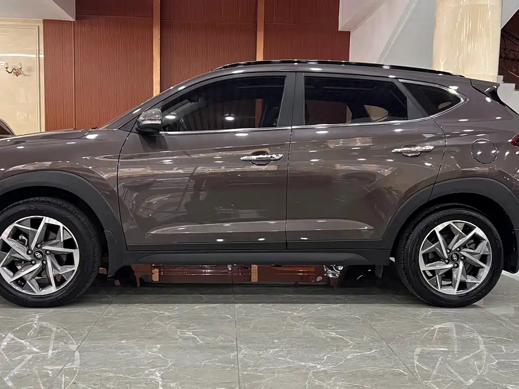 Hyundai Tucson — фото 23