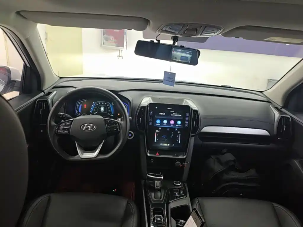 Hyundai ix35 — фото 10