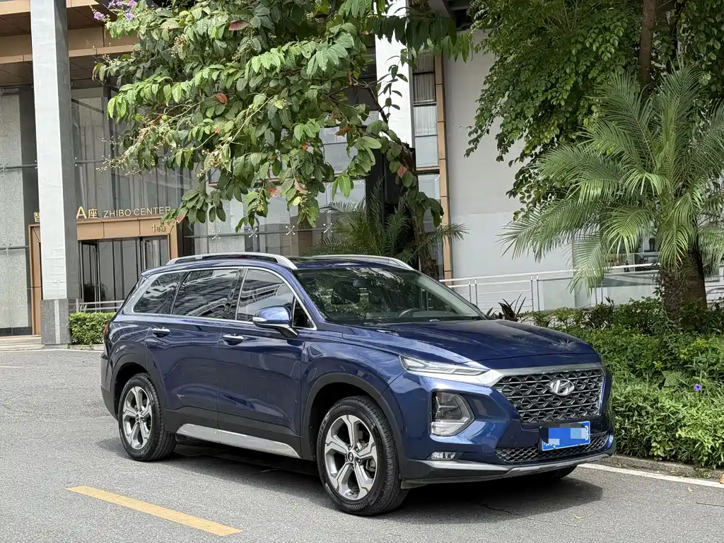 Hyundai Santa Fe — фото 3