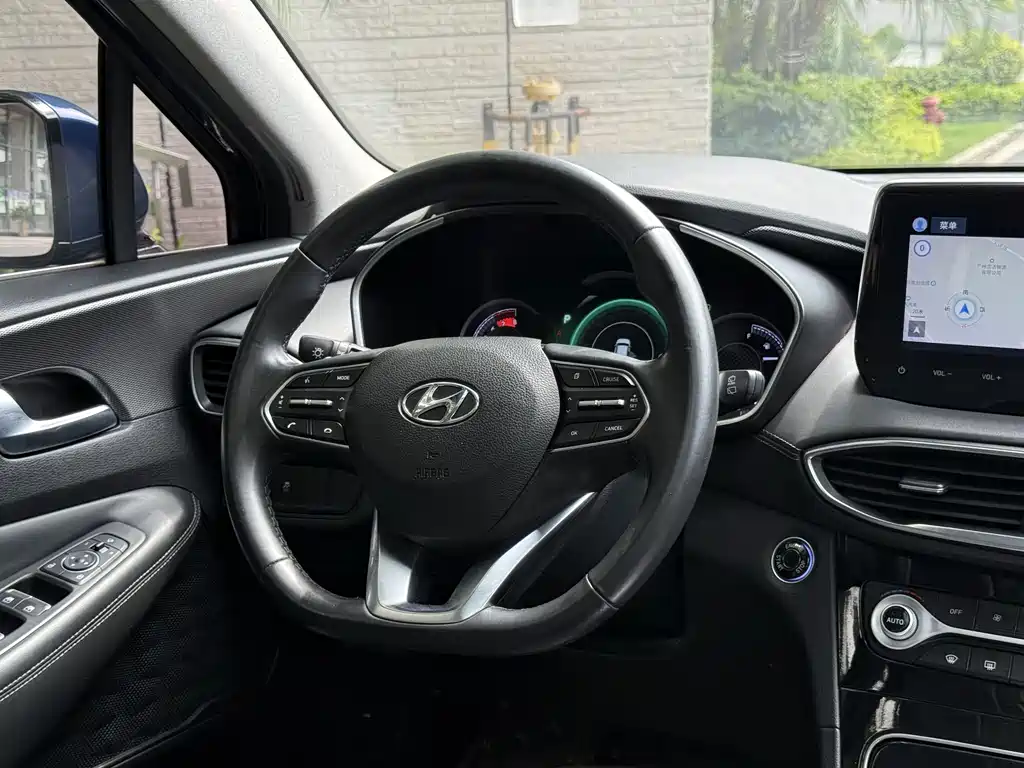 Hyundai Santa Fe — фото 21